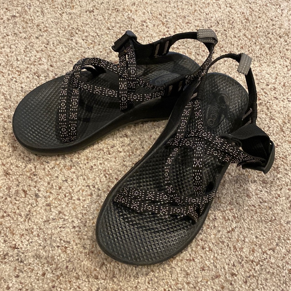 Kids Chacos size 4